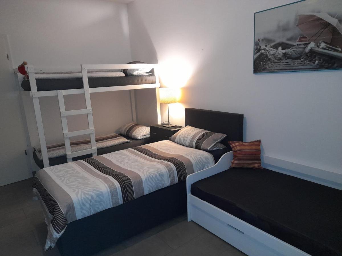 Berlin - Schoenefeld Gruene Wohnung Luaran gambar