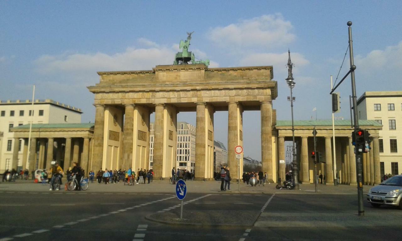 Berlin - Schoenefeld Gruene Wohnung Luaran gambar